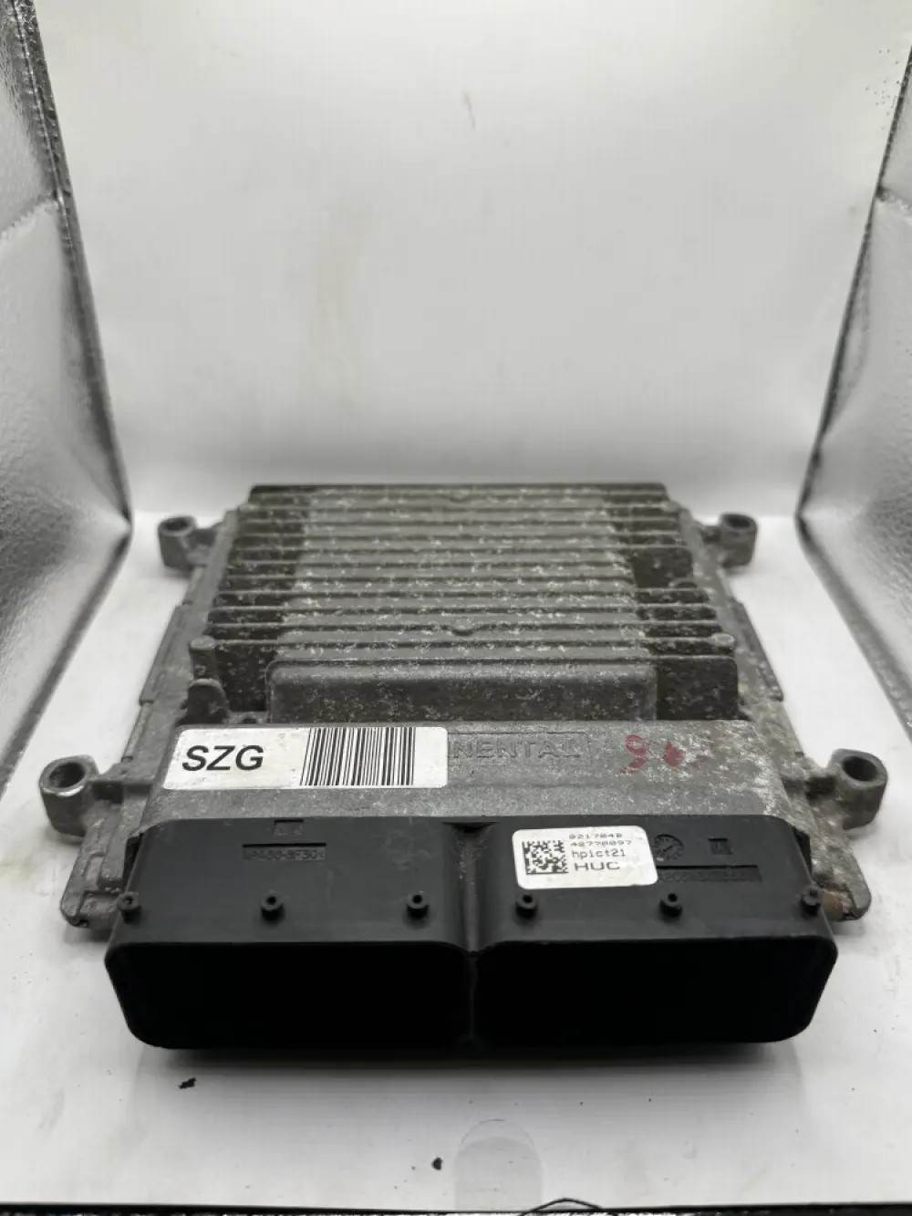 Calculateur MOTEUR HYUNDAI ELANTRA 1,8 L ECM 2014-2016 391022EMB5 39102-2EMB5 39103-2EMB5 5WY3991A SIM2K-241 CONTINENTAL