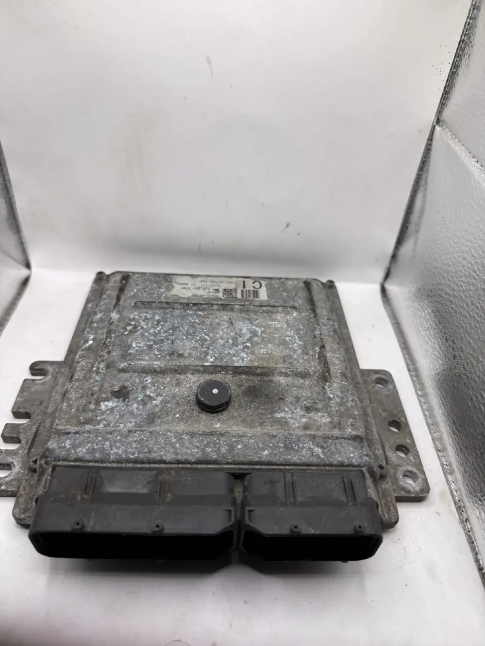 Suzuki Grand Vitara 2.7L, V6 AT ECU ECM PCM 33920-66J80, 33920 66J80, 3392066J80, F107-111 C1, Année 2006-2007