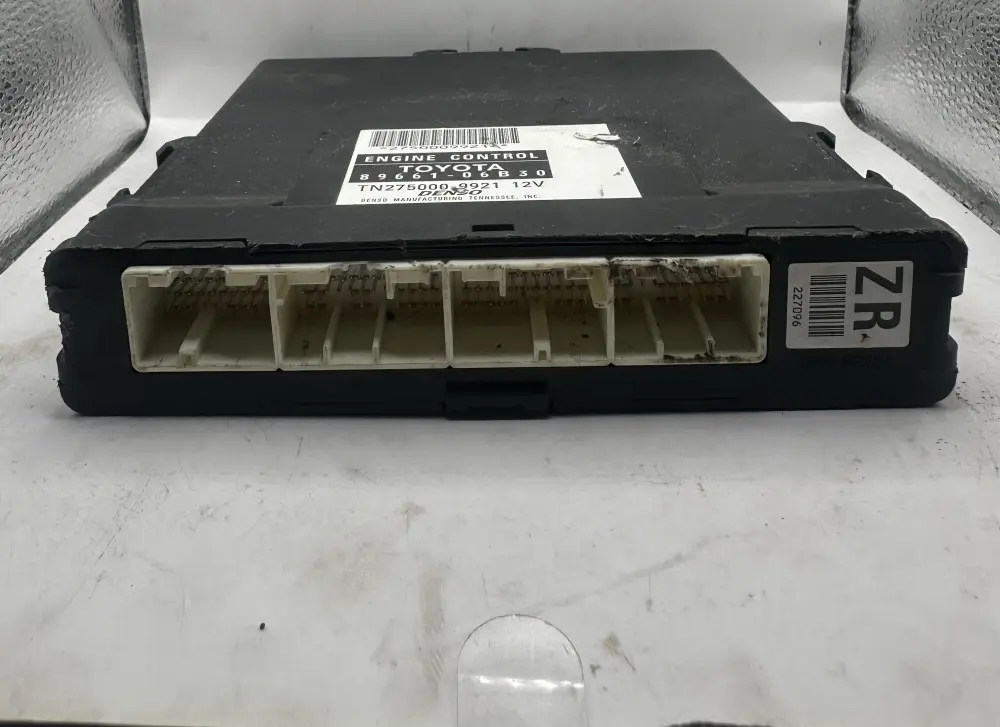 Toyota Camry 2.4L 2005 ECU ECM 89661-06B30 TN2750009921