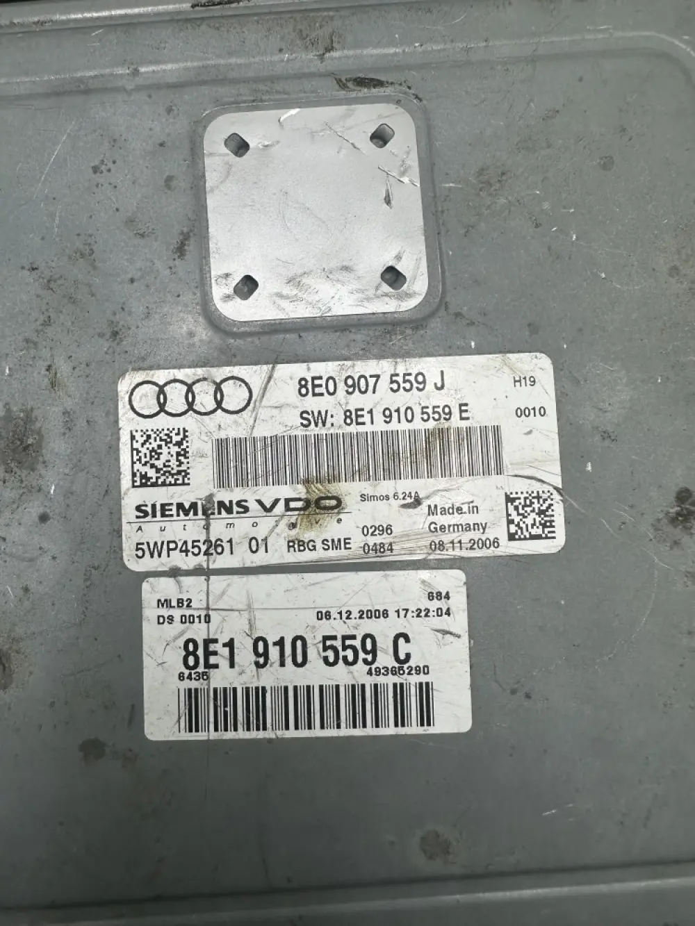 Calculateur moteur Audi A4 B7 2.0L 2008 ECU ECM 8E0 907 559 J, 5WP45261 01, 8E1910559E