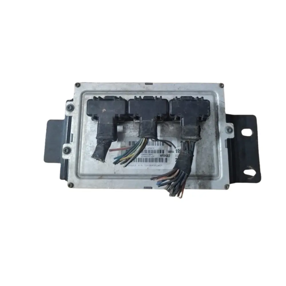 Calculateur moteur Jeep Libery 2003 3.7L ECU ECM OEM 56044195AG 277020 Chrysler