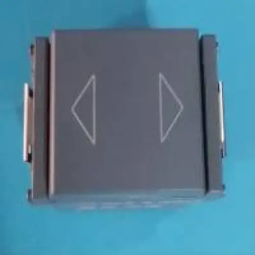 Contact inverseur, 2 boutons interrupteurs à flèche
