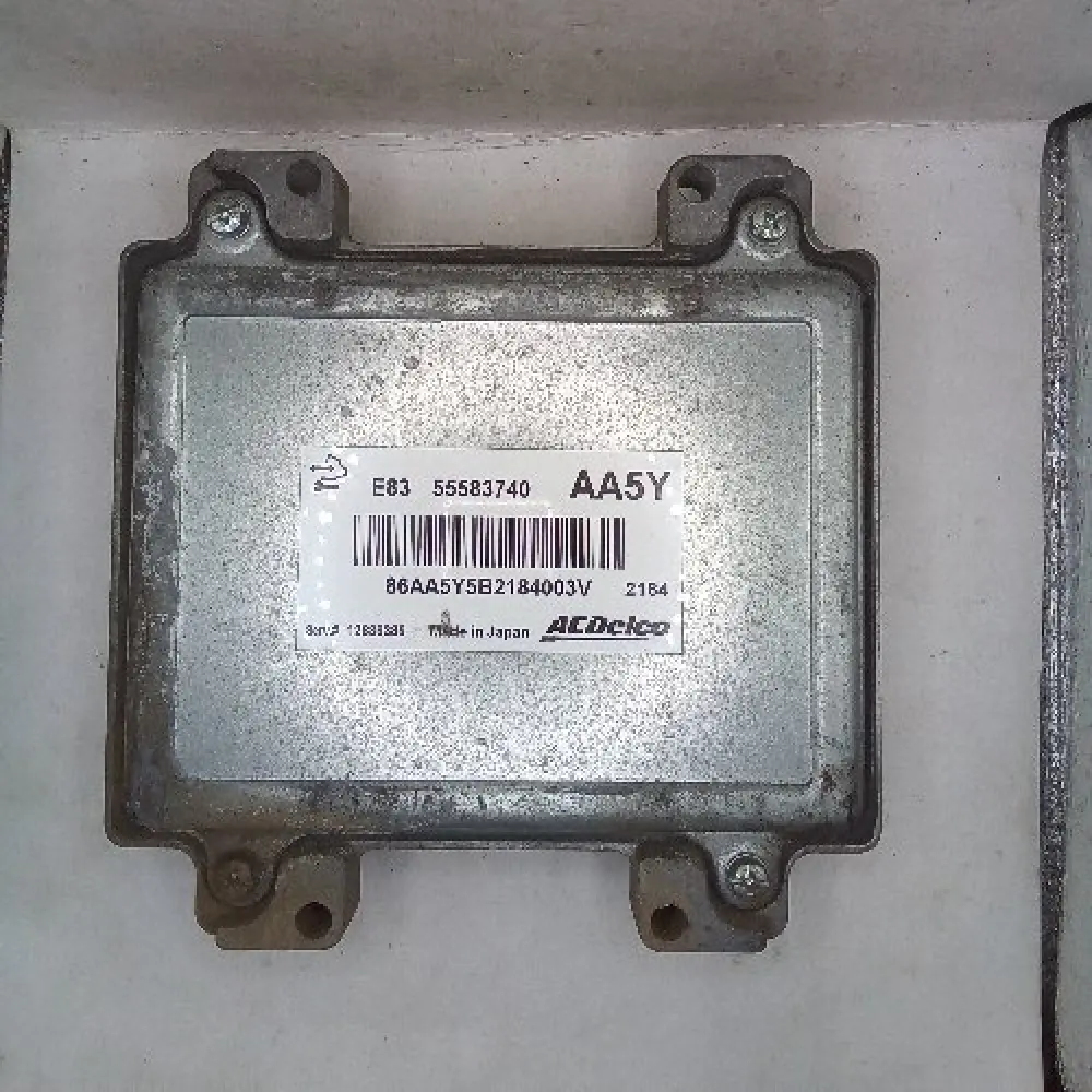OPEL CORSA E Contrôleur Moteur ECU 55583740