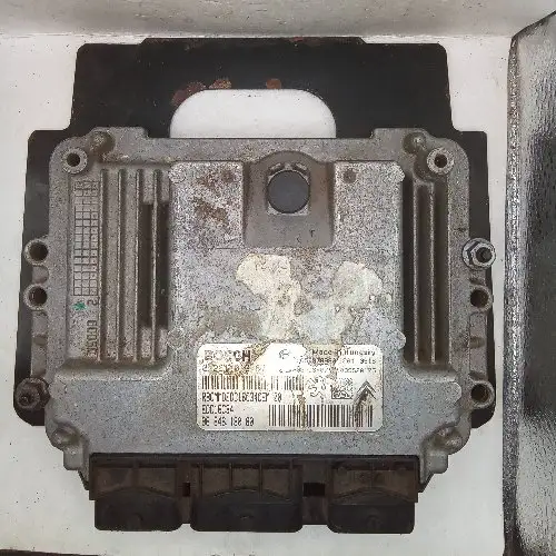 MODULE COMMANDE MOTEUR PEUGEOT CITROEN BERLINGO 1.6 HDi 9HX ECU ECM 9964618080 /0281013871