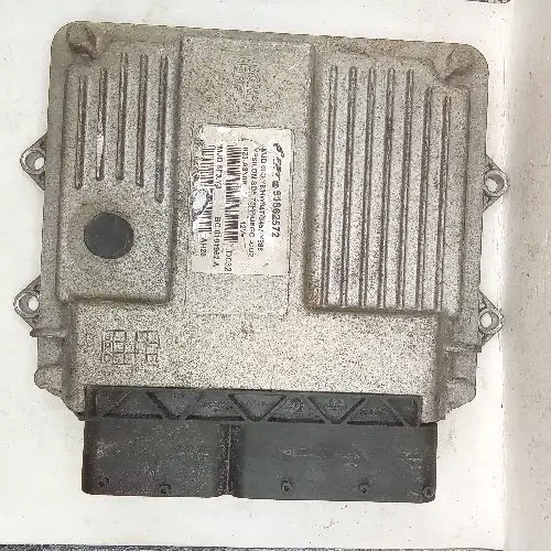 Calculateur moteur ECU 51862572 LANCIA YPSILON MK1 2006-2011 RESTYLING 101817