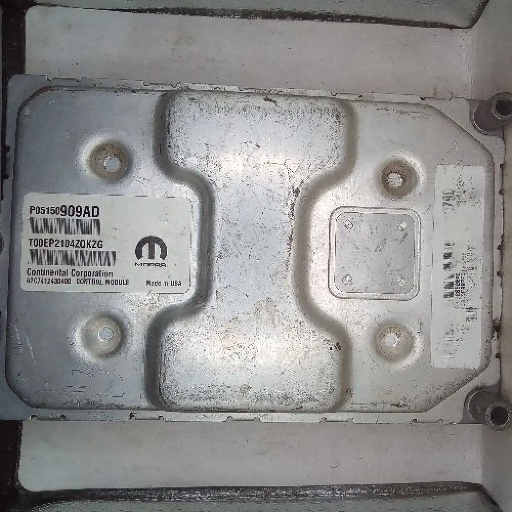 Calculateur de gestion moteur (ECU/PCM) OEM Z1FL8 pour Dodge Dart 2015 P05150909AD