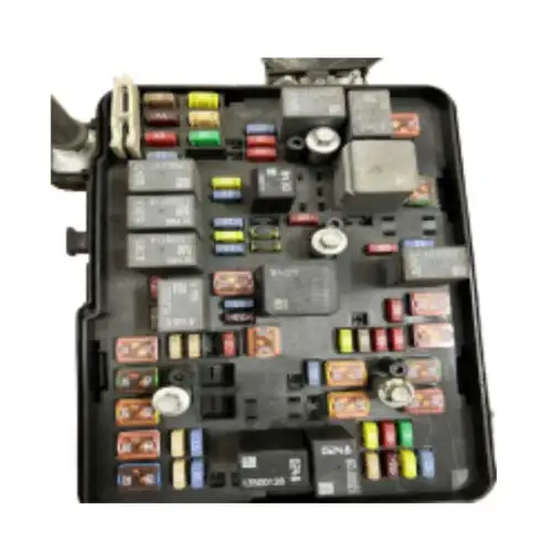 Boîte à fusibles BCM du compartiment moteur Chevrolet EQUINOX 2010 OEM