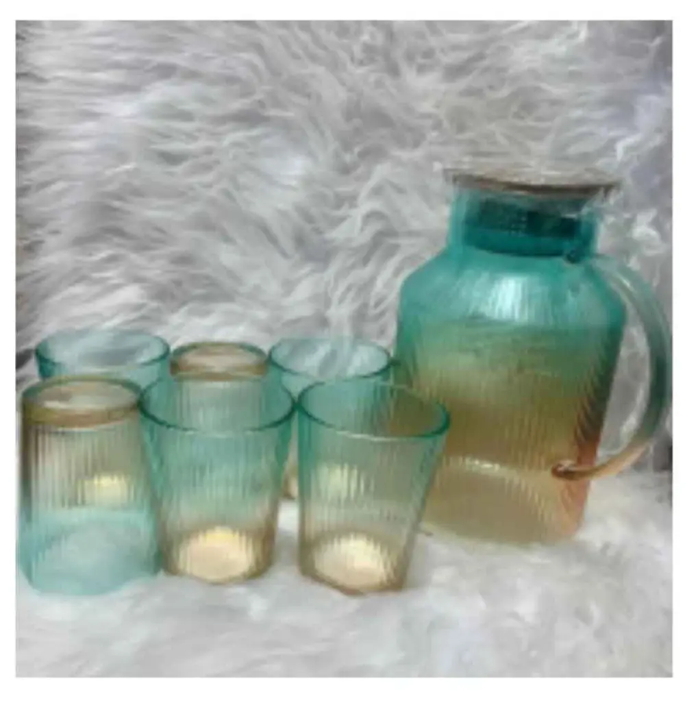 Ensemble Carafe et 6 tasses en verre