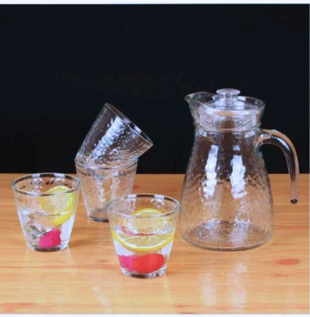 Ensemble Carafe et 6 tasses en verre